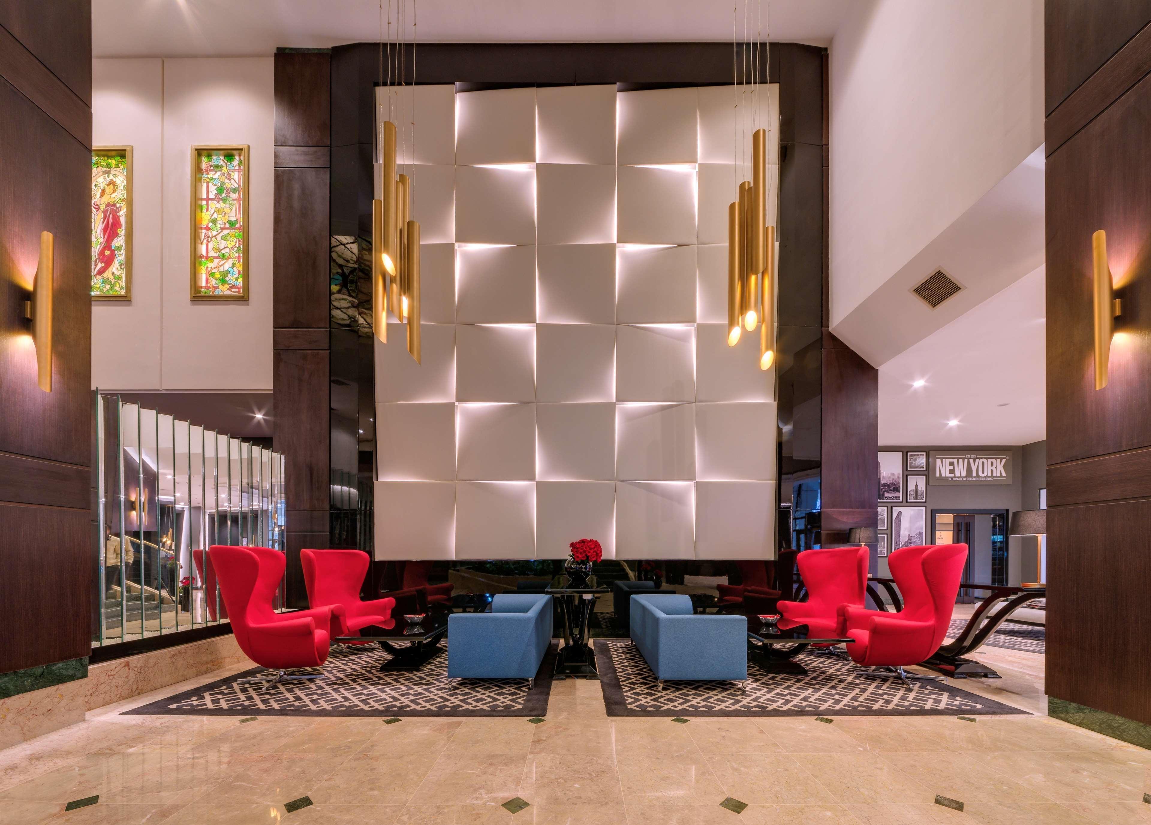 Radisson Blu Leogrand Hotel Chisinau Exterior foto