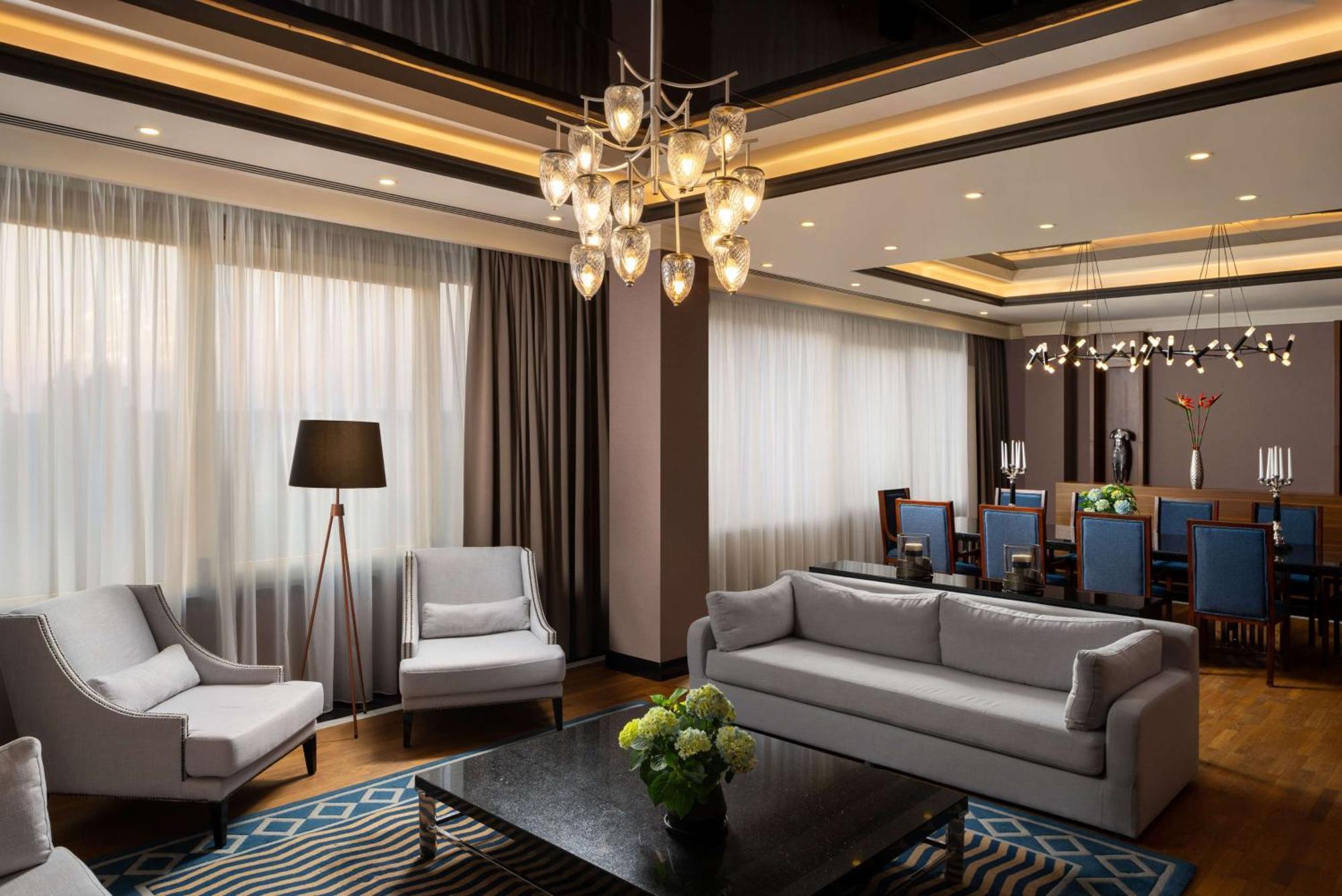 Radisson Blu Leogrand Hotel Chisinau Exterior foto