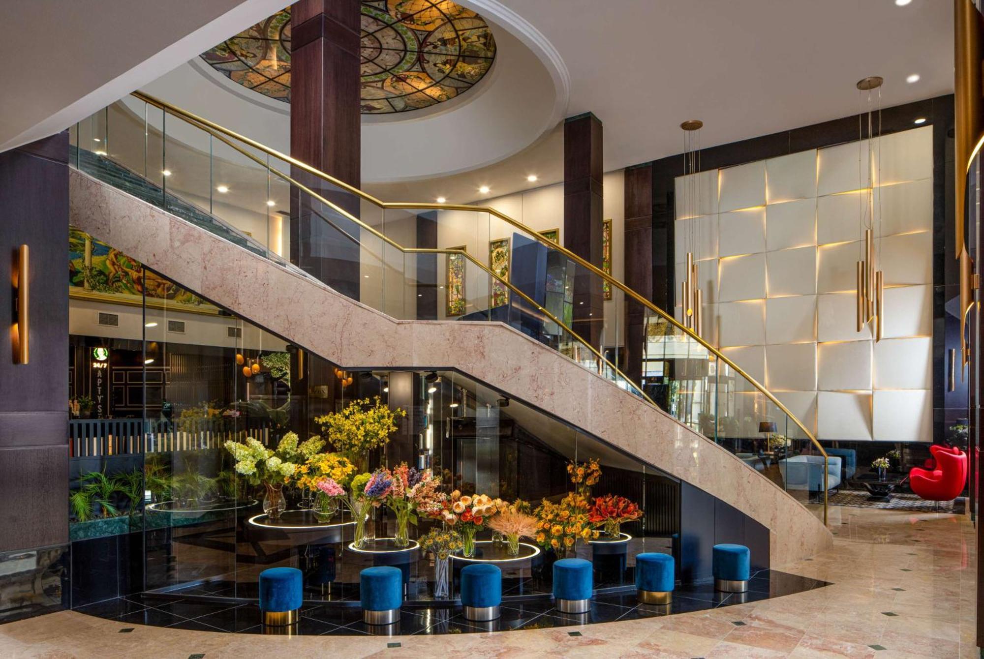 Radisson Blu Leogrand Hotel Chisinau Exterior foto