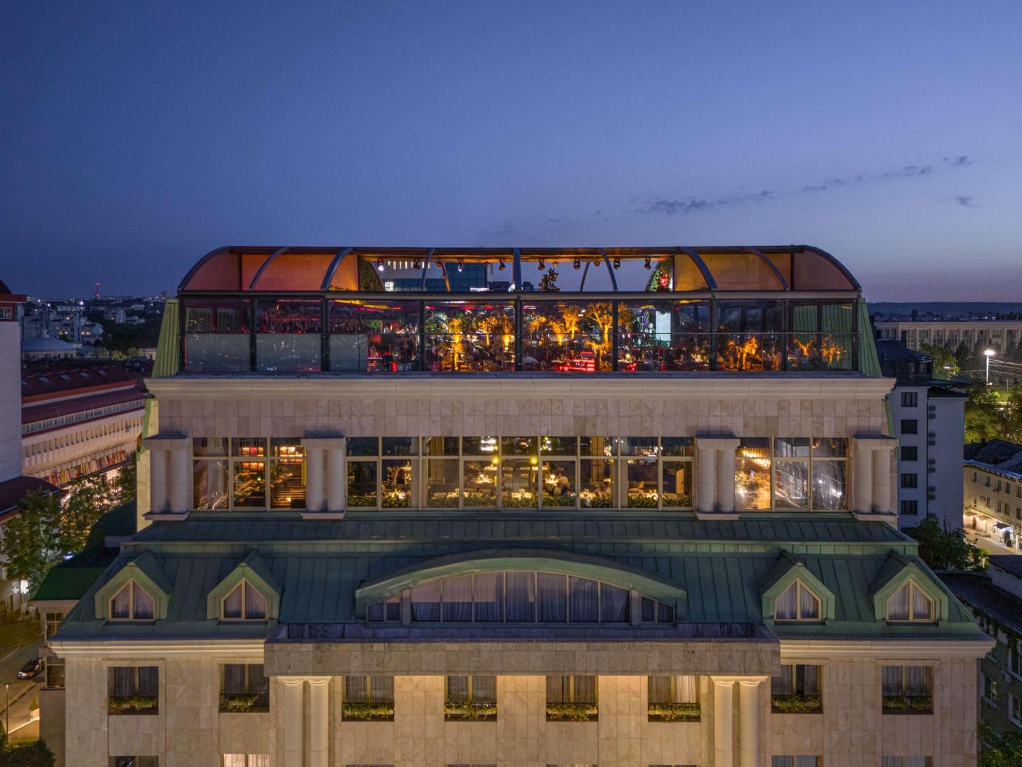 Radisson Blu Leogrand Hotel Chisinau Exterior foto